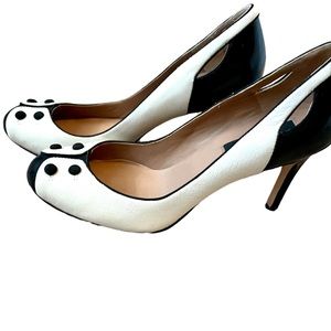 Ann Taylor pumps